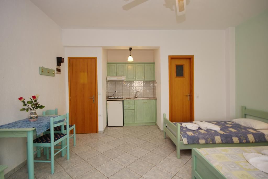 Myriam Studios Patitiri  Bagian luar foto